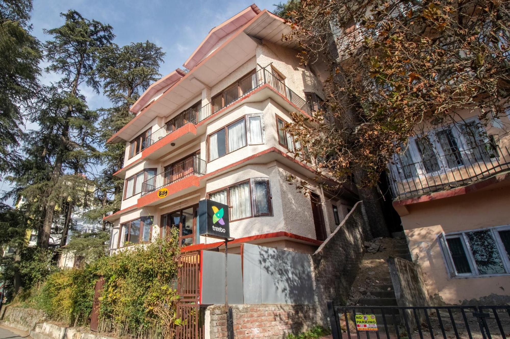 Itsy Hotels Avantika With Forest View Simlá Kültér fotó